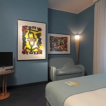 Spadari Al Duomo Отель Милан