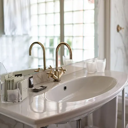 Hotel Spadari Al Duomo 4*