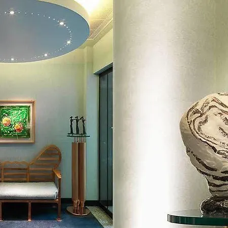 Spadari Al Duomo Hotel 4*